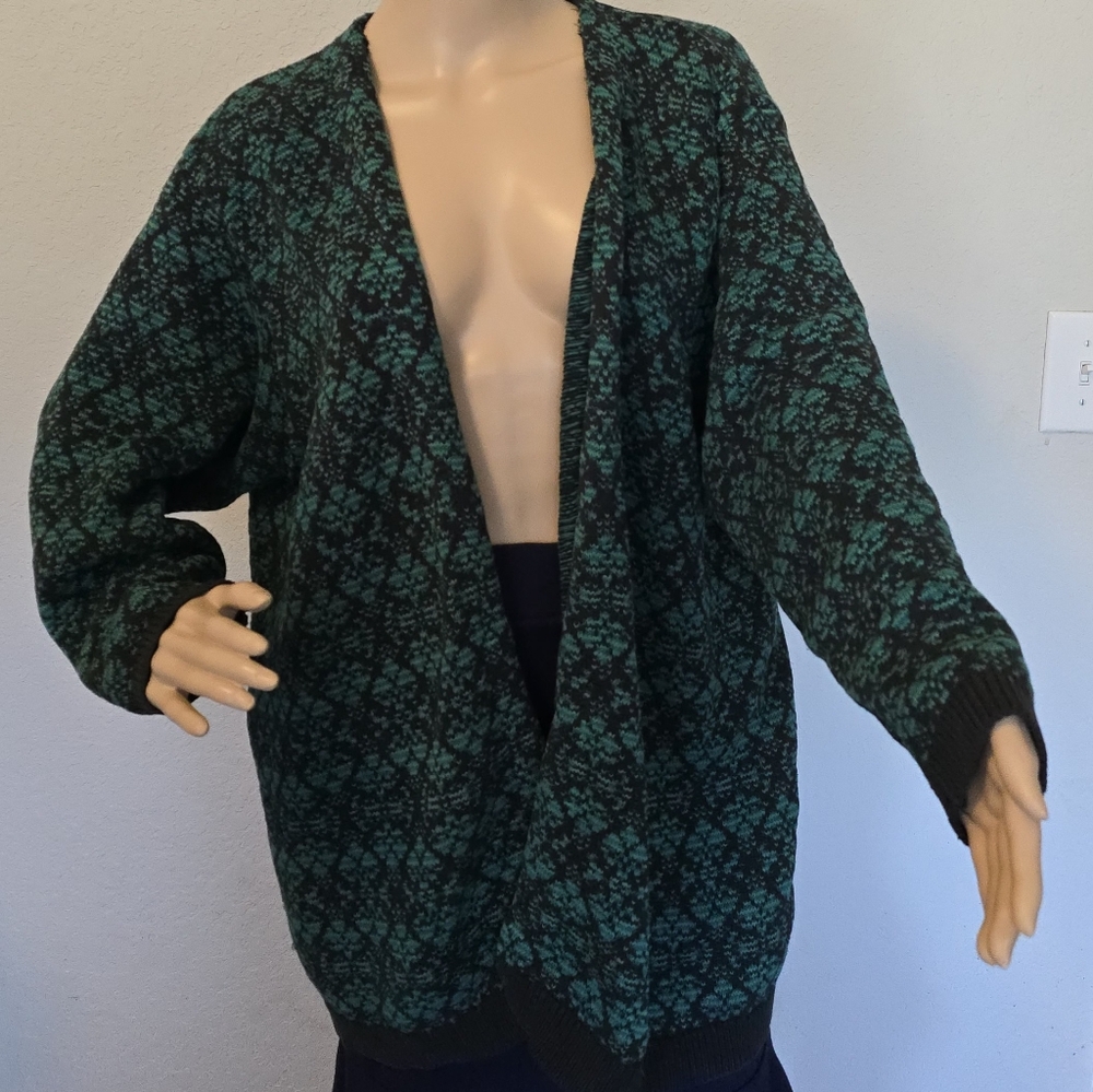 Women's cardigan size 1 ww green and black